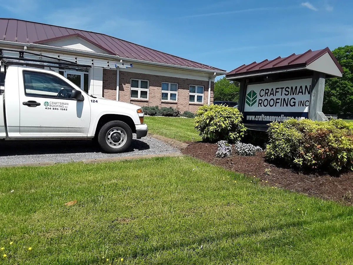 Quality Gutter & Downspout Repair by experienced craftsmen in Holly Hill Heights